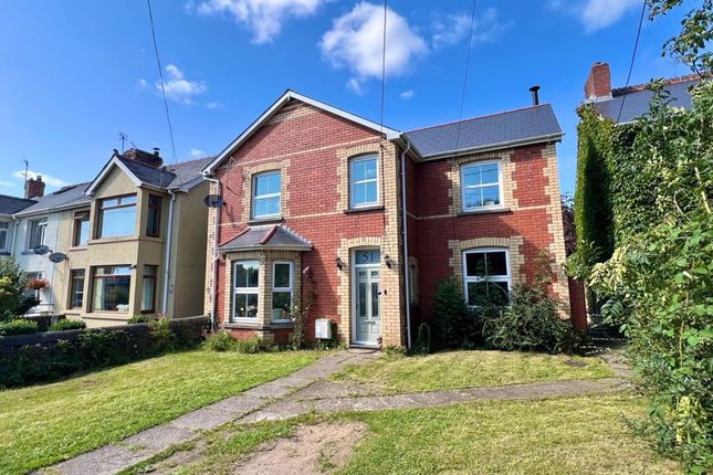 51 Penybont Road, Pencoed, CF35 5PU 3 bed detached house for sale