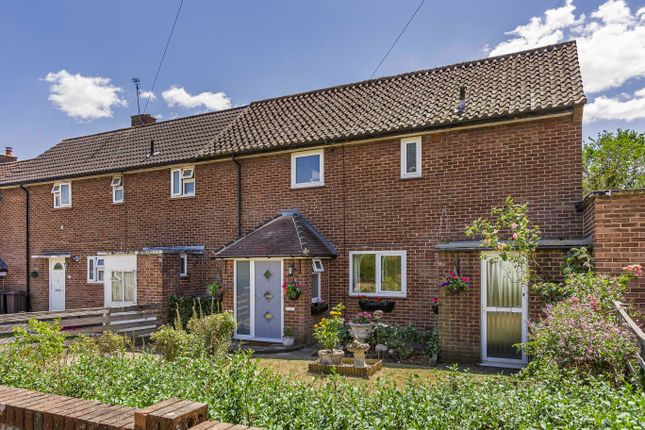 Abbots Avenue West, St Albans, AL1 3 bed end of terrace house for sale
