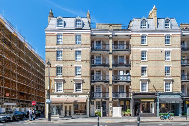 Pimlico Road, London, SW1W 2 bed flat for sale
