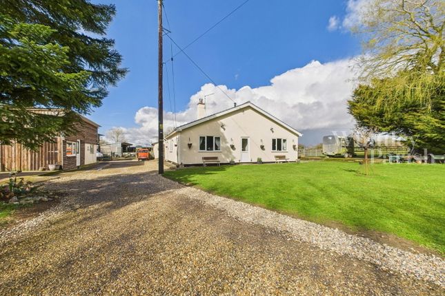 Drury Square, King's Lynn PE32 2 bed detached bungalow for sale
