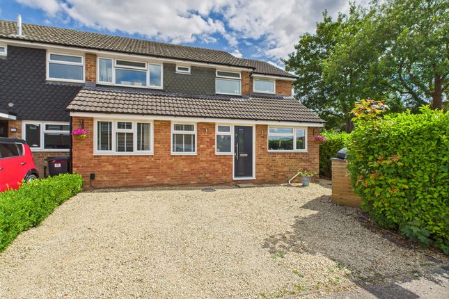 Middle Way, Chinnor, Oxfordshire... 4 bed end of terrace house for sale