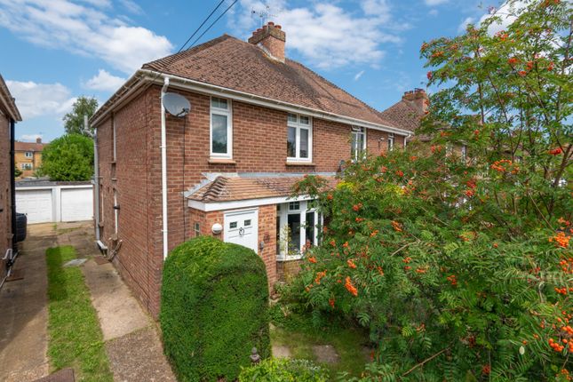 Bentley Road, Willesborough 3 bed semi