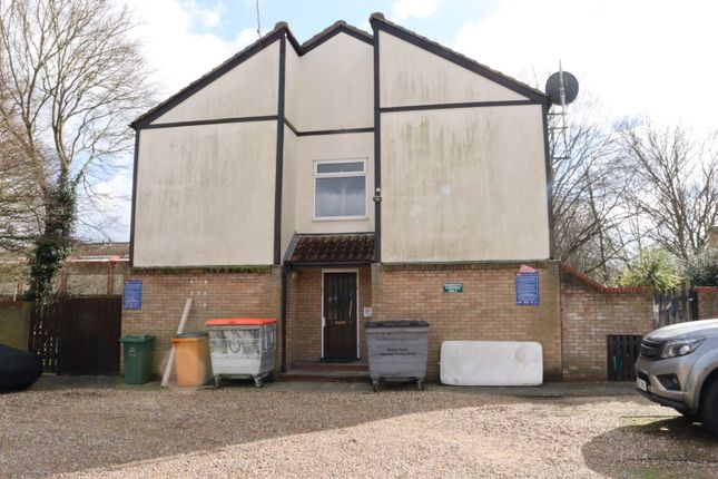Lanham Place, Basildon, Essex, SS13 1 bed apartment for sale