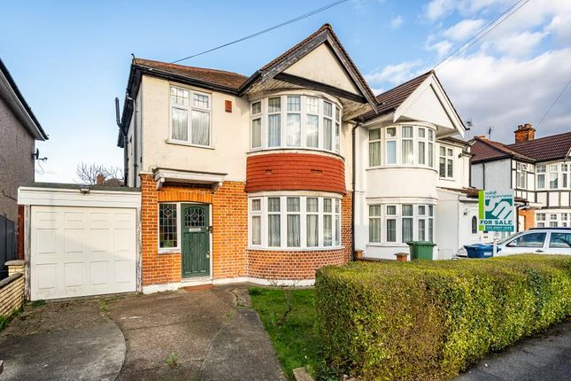 Elmsleigh Avenue, Kenton, HA3 8JA 3 bed semi