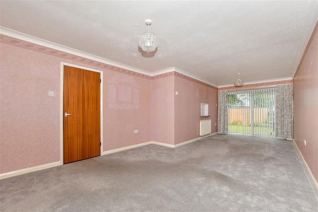 3 bed semi-detached house