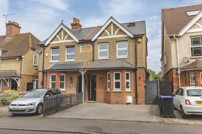Park Road, Farnham Royal SL2 3 bed semi