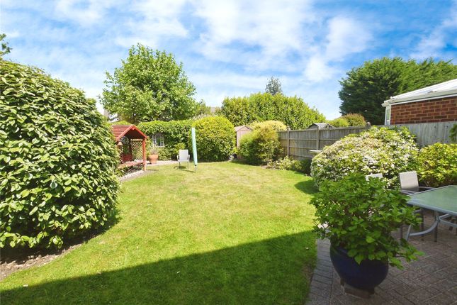 Appletree Crescent, Doddinghurst... 4 bed semi