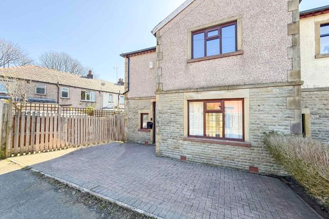Greensnook Lane, Bacup, Rossendale 3 bed semi