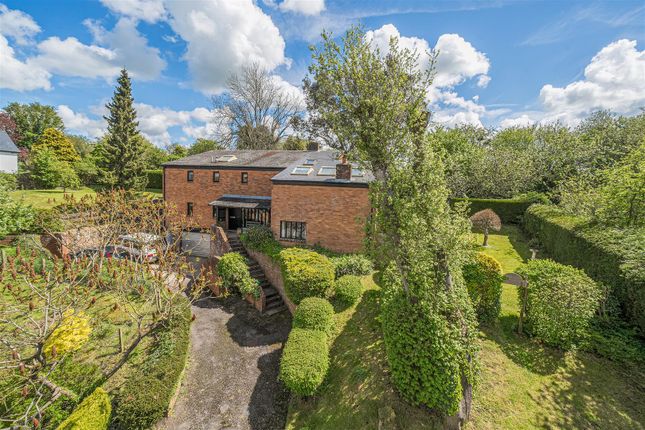 High Street, Easterton 5 bed detached house for sale
