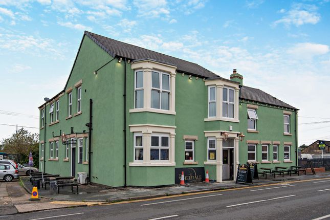 1 bed detached house