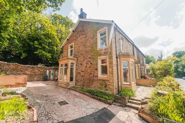 4 bedroom end of terrace house for sale
