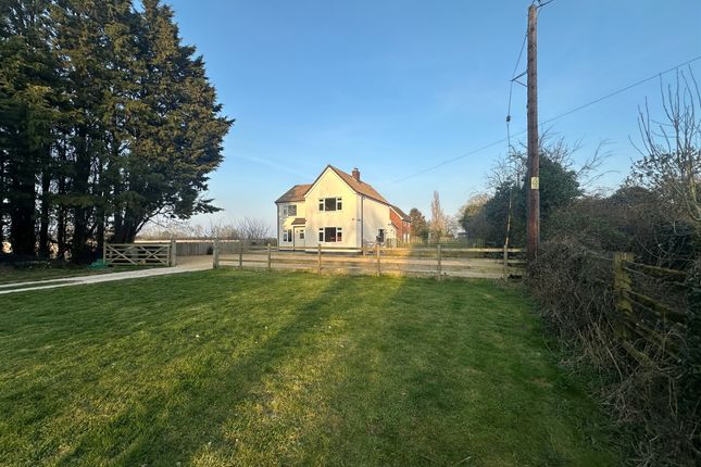 3 bed detached house