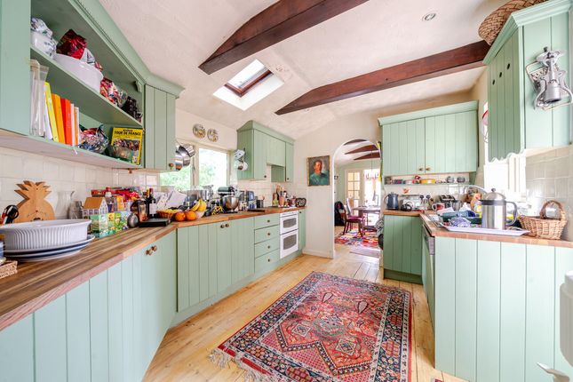 Cheltenham Road, Stroud, GL6 3 bed detached house for sale