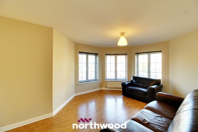Cavalier Court, Doncaster DN4 3 bed flat for sale