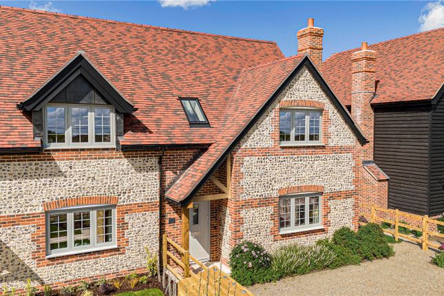 Ibstone, Buckinghamshire, HP14 3 bed end of terrace house for sale