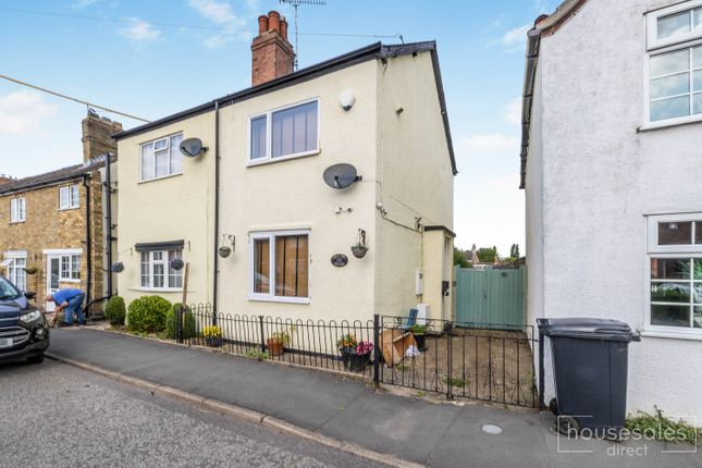 2 bedroom semi-detached house for sale