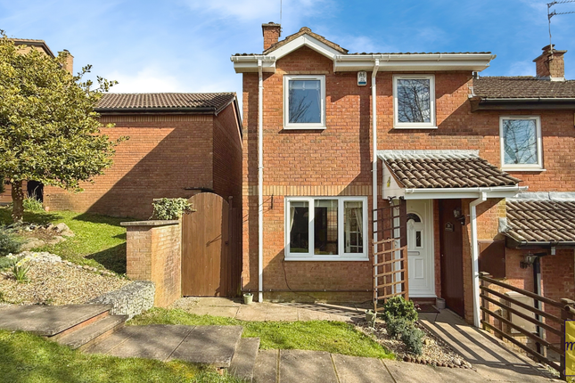 Bayleys Drive, Hanham, Bristol, BS15 8DP 3 bed semi