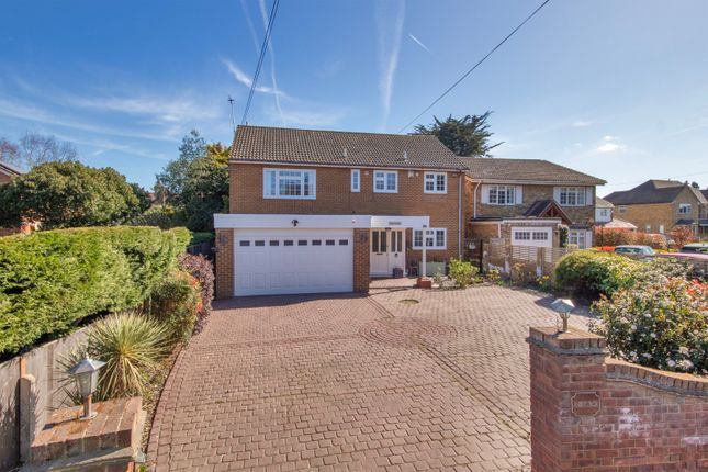 Ash Road, Hartley, Longfield, Kent, DA3 3 bed detached house for sale