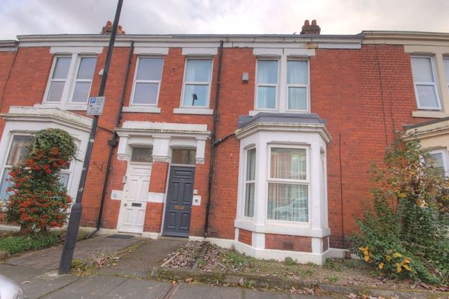 5 bedroom terraced house for sale