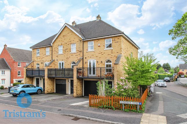 4 bedroom town house for sale