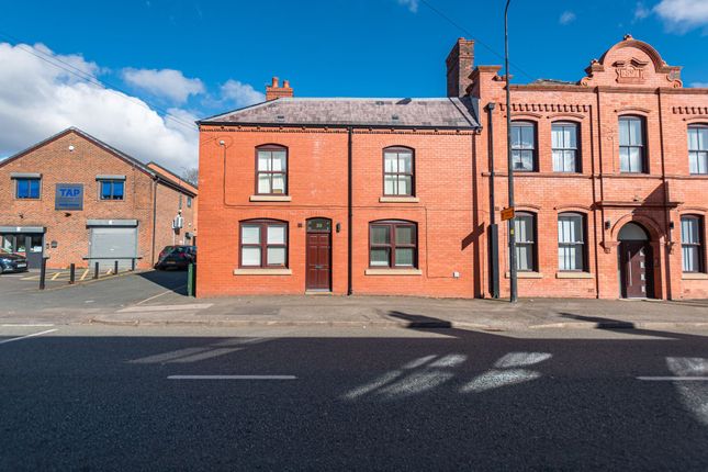 Firs Lane, Leigh WN7 2 bed apartment for sale