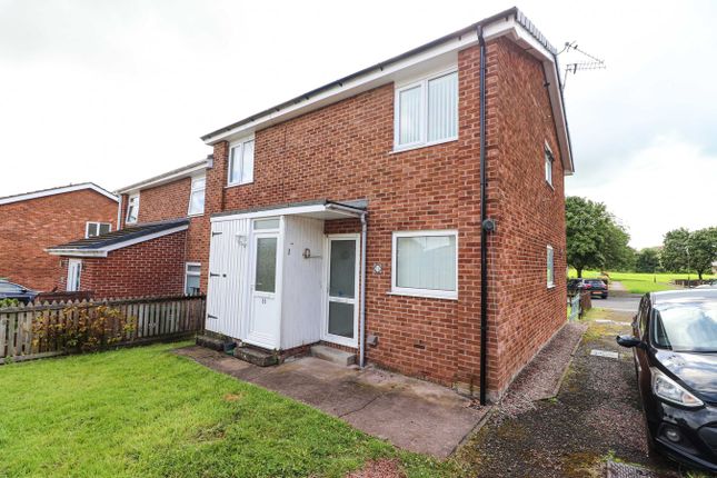 Longholme Road, Harraby, Carlisle, CA1 2 bed flat for sale