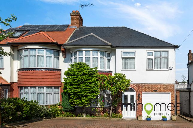 5 bedroom semi-detached house for sale