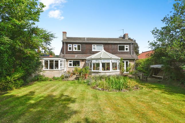 4 bedroom chalet for sale