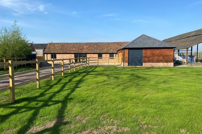 Lower Bourton, Swindon, Oxfordshire, SN6 4 bed house for sale