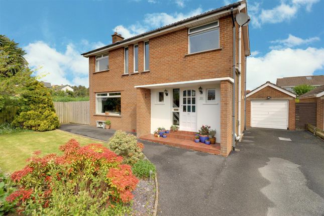 4 bed detached house
