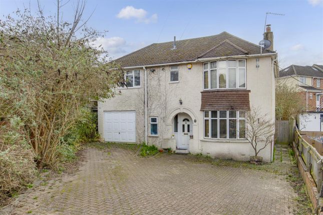 Hillview Road, High Wycombe HP13 4 bed detached house for sale