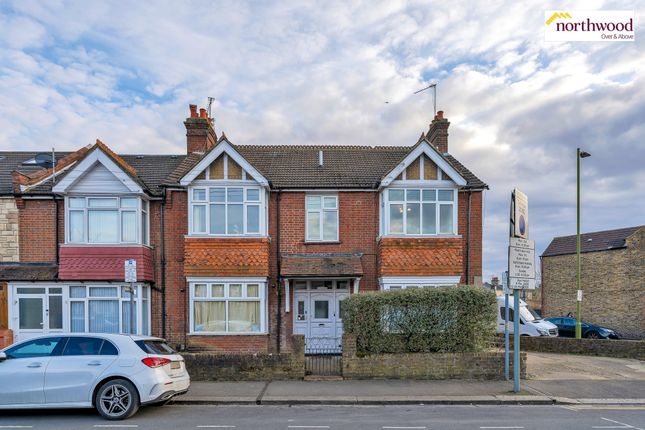Durban Road, Watford, WD18 1 bed flat for sale