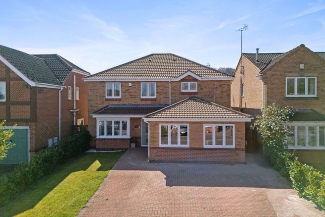 Renals Way, Calverton, Nottingham... 5 bed detached house for sale