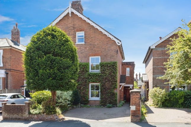5 bed semi-detached house