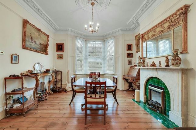 3 bed terraced house