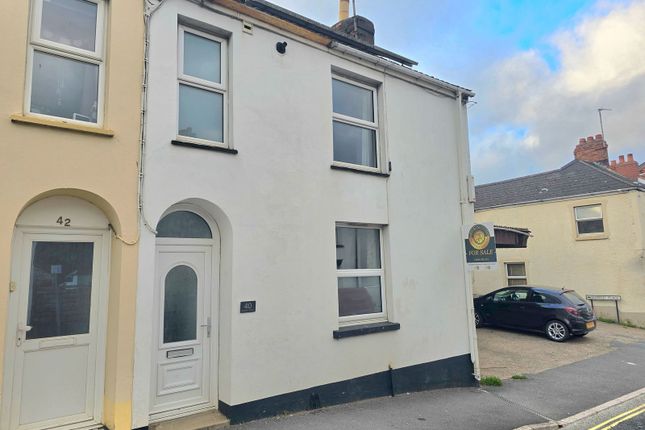 2 bedroom end of terrace house for sale