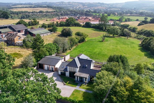 6 bedroom detached house for sale