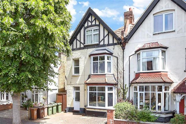 Lenham Road, Sutton, Surrey 1 bed ground floor flat for sale