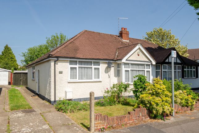 Herlwyn Avenue, Ruislip, Middlesex 2 bed bungalow for sale