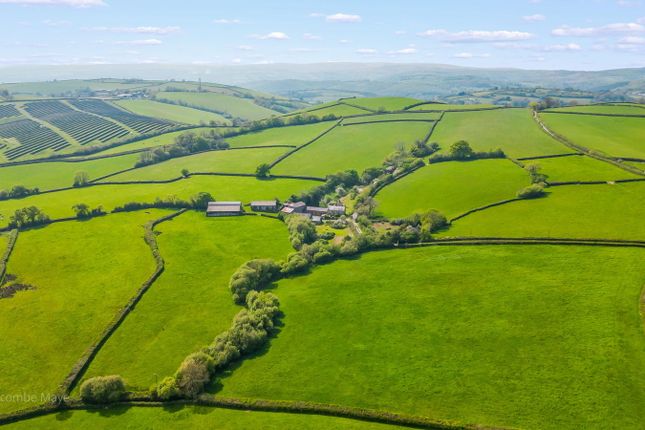 4 bedroom farm house for sale