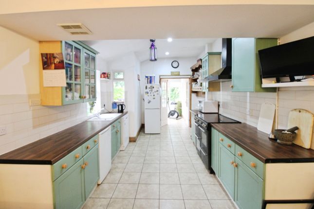 5 bedroom terraced house for sale