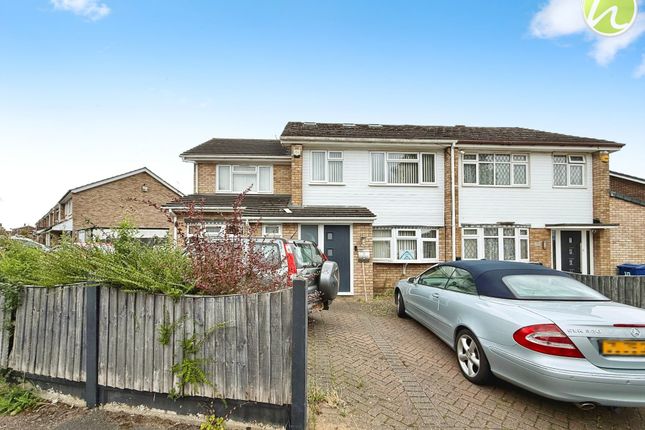 5 bedroom semi-detached house for sale
