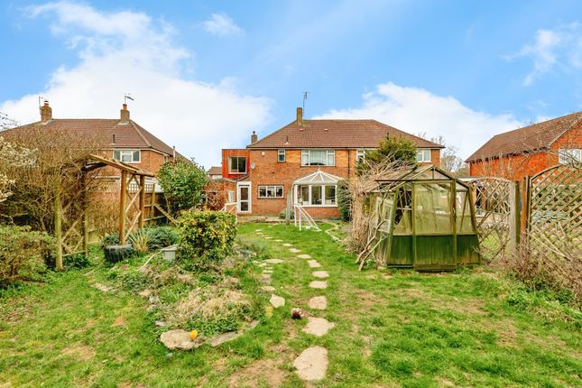 4 bedroom semi-detached house for sale