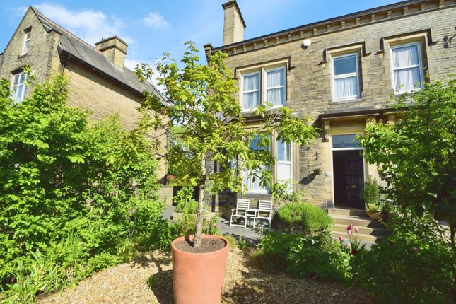 Green Head Lane, Keighley BD20 5 bed semi