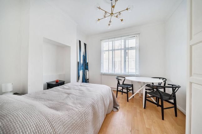 Yeldham Road, Hammersmith, London, W6 1 bed flat for sale