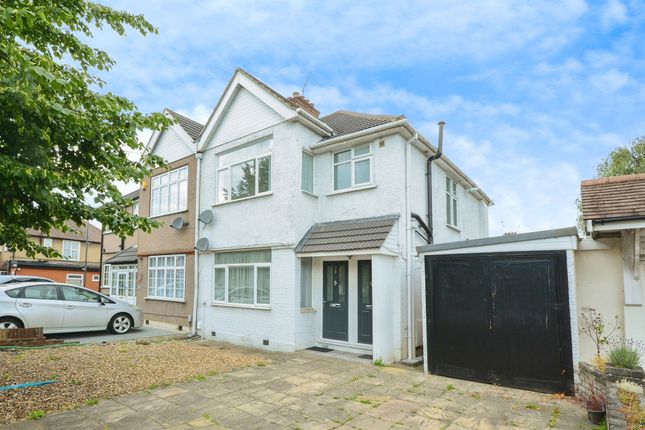 1 bedroom ground floor flat for sale