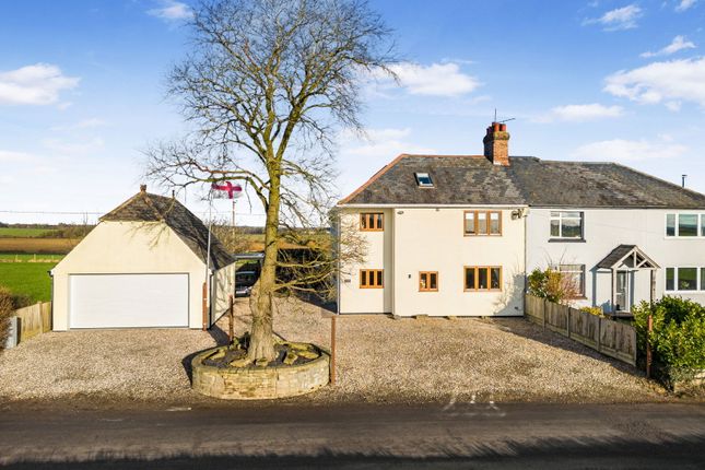 5 bedroom semi-detached house for sale