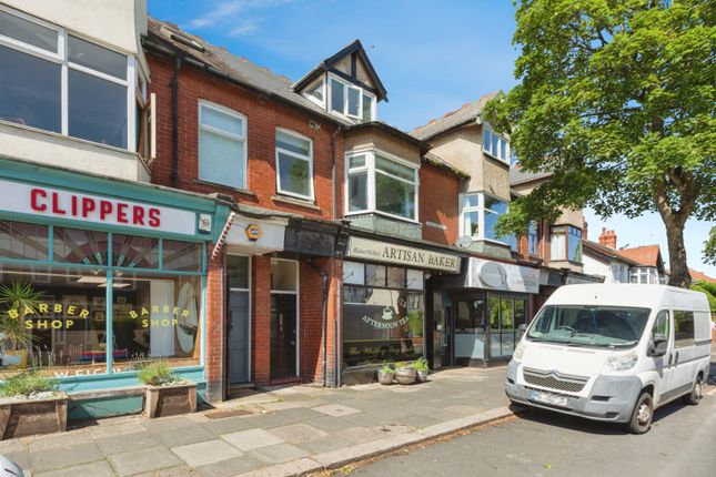 3 bedroom flat for sale