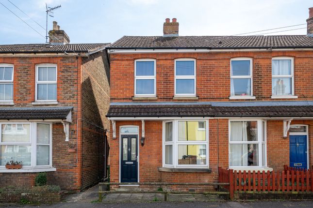 Lyndale Road, Redhill, RH1 3 bed end of terrace house for sale