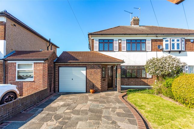 Little Gaynes Lane, Upminster, RM14 3 bed semi